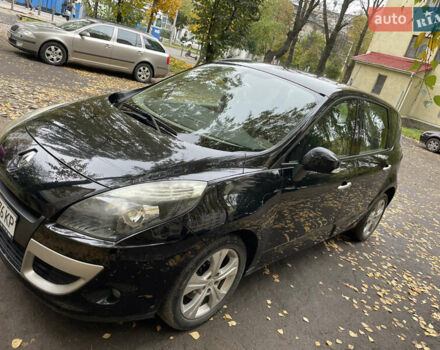 Рено Сценік 2011 у Вінниці на Automoto.ua Чорний Рено Сценік, об'ємом двигуна 1.5 л та пробігом 210 тис. км за 7300 $, фото 2 на Automoto.ua