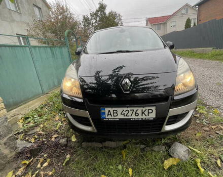 Рено Сценік 2011 у Вінниці на Automoto.ua Чорний Рено Сценік, об'ємом двигуна 1.5 л та пробігом 210 тис. км за 7300 $, фото 1 на Automoto.ua