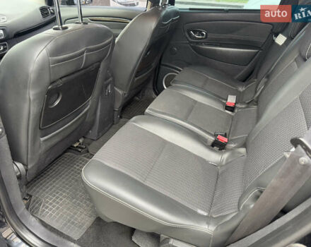 Черный Рено Сценик, объемом двигателя 1.6 л и пробегом 325 тыс. км за 8300 $, фото 11 на Automoto.ua