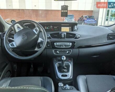 Черный Рено Сценик, объемом двигателя 1.6 л и пробегом 227 тыс. км за 9500 $, фото 6 на Automoto.ua