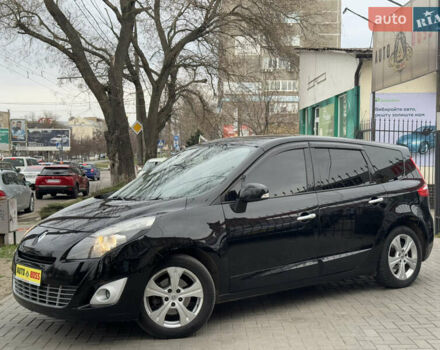 Черный Рено Сценик, объемом двигателя 1.6 л и пробегом 325 тыс. км за 8300 $, фото 5 на Automoto.ua