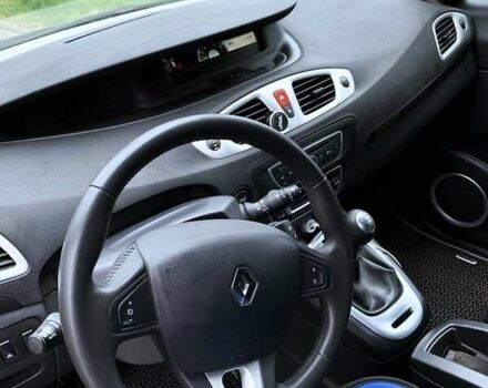 Чорний Рено Сценік, об'ємом двигуна 1.5 л та пробігом 180 тис. км за 7805 $, фото 8 на Automoto.ua