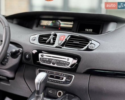 Чорний Рено Сценік, об'ємом двигуна 1.5 л та пробігом 231 тис. км за 7200 $, фото 17 на Automoto.ua