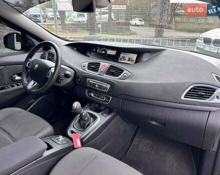 Черный Рено Сценик, объемом двигателя 1.5 л и пробегом 215 тыс. км за 7400 $, фото 33 на Automoto.ua