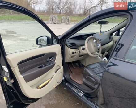 Черный Рено Сценик, объемом двигателя 1.6 л и пробегом 210 тыс. км за 7900 $, фото 13 на Automoto.ua