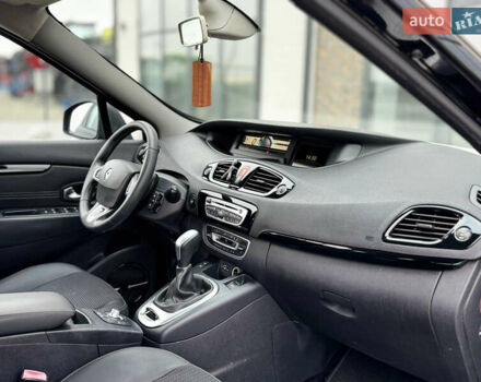 Чорний Рено Сценік, об'ємом двигуна 1.5 л та пробігом 231 тис. км за 7200 $, фото 13 на Automoto.ua