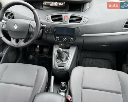 Чорний Рено Сценік, об'ємом двигуна 1.6 л та пробігом 179 тис. км за 6999 $, фото 34 на Automoto.ua