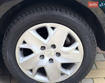 Чорний Рено Сценік, об'ємом двигуна 1.6 л та пробігом 179 тис. км за 6999 $, фото 8 на Automoto.ua