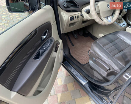 Черный Рено Сценик, объемом двигателя 1.6 л и пробегом 210 тыс. км за 7900 $, фото 2 на Automoto.ua