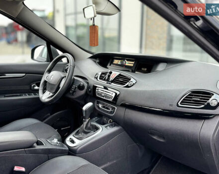 Чорний Рено Сценік, об'ємом двигуна 1.5 л та пробігом 231 тис. км за 7200 $, фото 19 на Automoto.ua