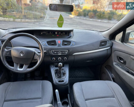 Черный Рено Сценик, объемом двигателя 1.5 л и пробегом 302 тыс. км за 5000 $, фото 3 на Automoto.ua