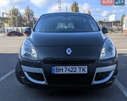 Черный Рено Сценик, объемом двигателя 1.6 л и пробегом 227 тыс. км за 9500 $, фото 1 на Automoto.ua