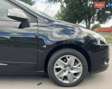 Черный Рено Сценик, объемом двигателя 1.6 л и пробегом 225 тыс. км за 8499 $, фото 18 на Automoto.ua