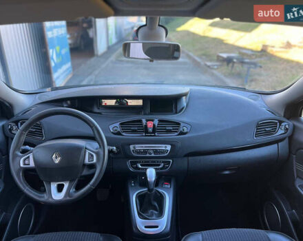 Черный Рено Сценик, объемом двигателя 1.5 л и пробегом 190 тыс. км за 8550 $, фото 60 на Automoto.ua