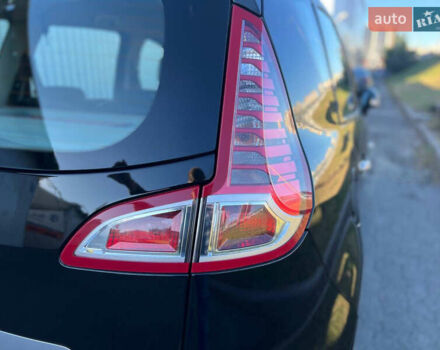 Черный Рено Сценик, объемом двигателя 1.5 л и пробегом 190 тыс. км за 8550 $, фото 47 на Automoto.ua