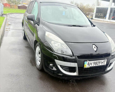 Черный Рено Сценик, объемом двигателя 2 л и пробегом 294 тыс. км за 6800 $, фото 3 на Automoto.ua