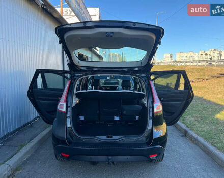 Черный Рено Сценик, объемом двигателя 1.5 л и пробегом 190 тыс. км за 8550 $, фото 58 на Automoto.ua