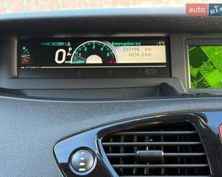 Чорний Рено Сценік, об'ємом двигуна 1.5 л та пробігом 233 тис. км за 7700 $, фото 13 на Automoto.ua