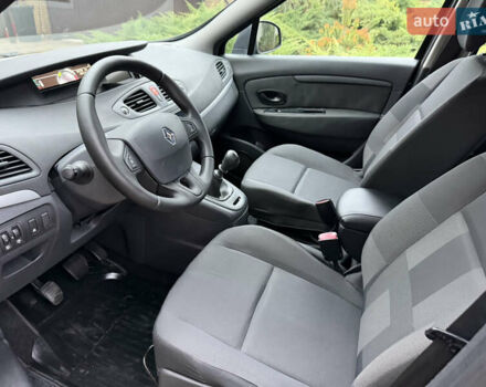 Чорний Рено Сценік, об'ємом двигуна 1.6 л та пробігом 179 тис. км за 6999 $, фото 20 на Automoto.ua