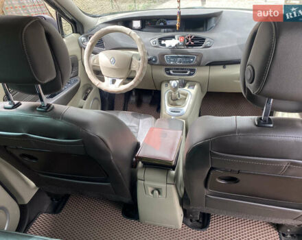 Черный Рено Сценик, объемом двигателя 1.6 л и пробегом 210 тыс. км за 7900 $, фото 3 на Automoto.ua