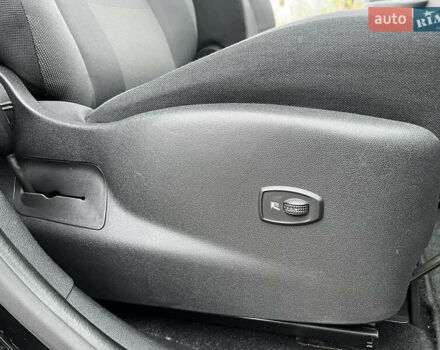 Черный Рено Сценик, объемом двигателя 1.6 л и пробегом 202 тыс. км за 8799 $, фото 50 на Automoto.ua