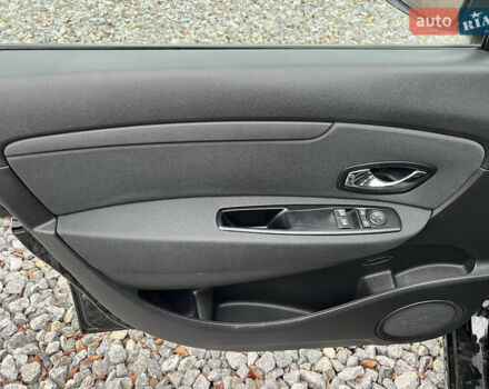 Черный Рено Сценик, объемом двигателя 1.6 л и пробегом 202 тыс. км за 8799 $, фото 23 на Automoto.ua