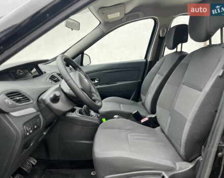 Рено Сценік 2012 у Вінниці на Automoto.ua Чорний Рено Сценік, об'ємом двигуна 1.6 л та пробігом 202 тис. км за 8700 $, фото 25 на Automoto.ua