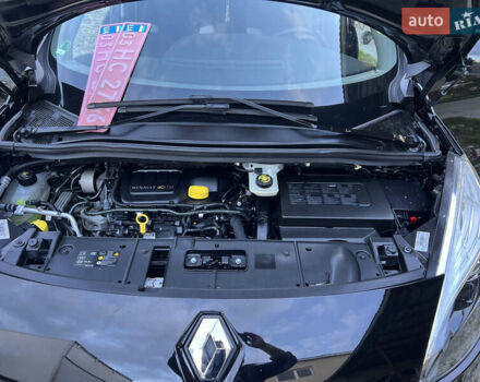 Чорний Рено Сценік, об'ємом двигуна 1.6 л та пробігом 213 тис. км за 8450 $, фото 22 на Automoto.ua