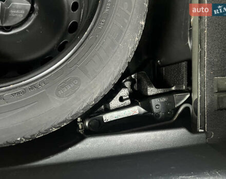 Черный Рено Сценик, объемом двигателя 1.6 л и пробегом 202 тыс. км за 8799 $, фото 44 на Automoto.ua