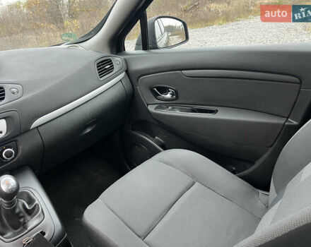 Черный Рено Сценик, объемом двигателя 1.6 л и пробегом 202 тыс. км за 8799 $, фото 38 на Automoto.ua