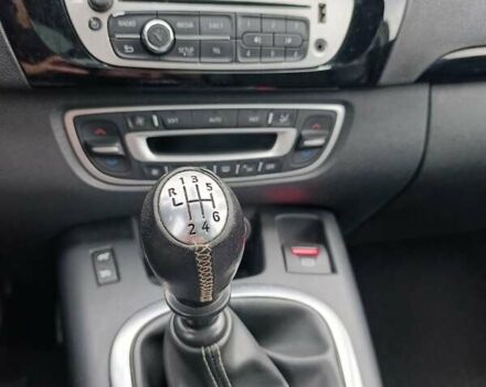 Черный Рено Сценик, объемом двигателя 1.6 л и пробегом 168 тыс. км за 9100 $, фото 40 на Automoto.ua