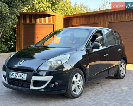 Чорний Рено Сценік, об'ємом двигуна 1.5 л та пробігом 320 тис. км за 5800 $, фото 1 на Automoto.ua