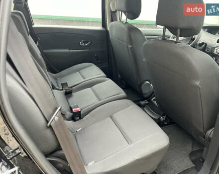 Рено Сценік 2012 у Вінниці на Automoto.ua Чорний Рено Сценік, об'ємом двигуна 1.6 л та пробігом 202 тис. км за 8700 $, фото 58 на Automoto.ua