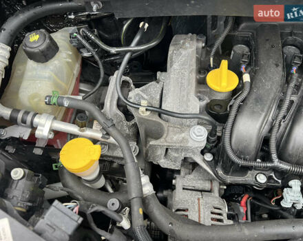 Рено Сценік 2012 у Вінниці на Automoto.ua Чорний Рено Сценік, об'ємом двигуна 1.6 л та пробігом 202 тис. км за 8700 $, фото 75 на Automoto.ua