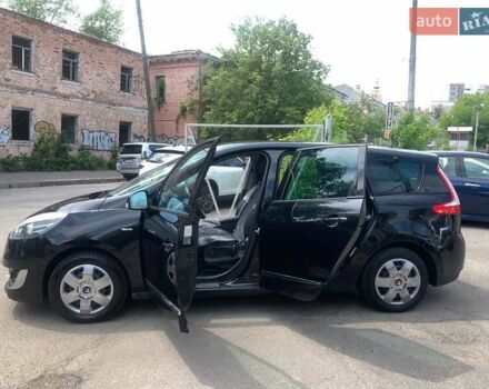 Чорний Рено Сценік, об'ємом двигуна 1.6 л та пробігом 252 тис. км за 7640 $, фото 18 на Automoto.ua