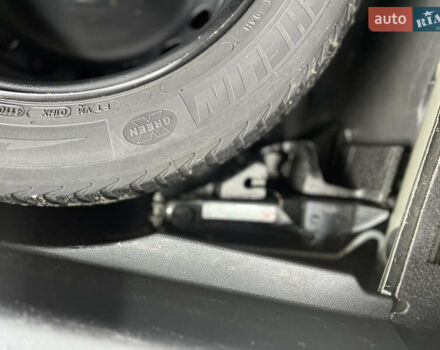 Рено Сценік 2012 у Вінниці на Automoto.ua Чорний Рено Сценік, об'ємом двигуна 1.6 л та пробігом 202 тис. км за 8700 $, фото 54 на Automoto.ua