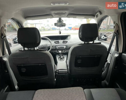 Чорний Рено Сценік, об'ємом двигуна 1.46 л та пробігом 285 тис. км за 8000 $, фото 5 на Automoto.ua