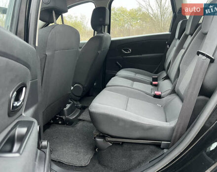 Черный Рено Сценик, объемом двигателя 1.6 л и пробегом 202 тыс. км за 8799 $, фото 35 на Automoto.ua