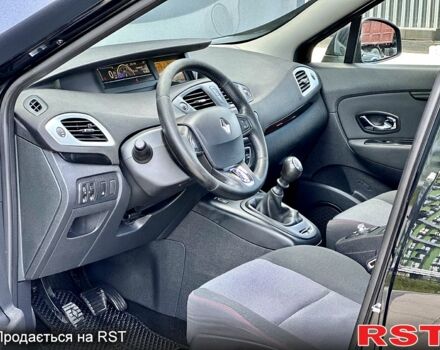 Черный Рено Сценик, объемом двигателя 1.5 л и пробегом 250 тыс. км за 7900 $, фото 6 на Automoto.ua