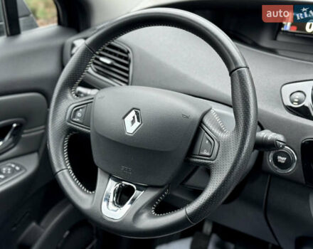 Черный Рено Сценик, объемом двигателя 1.6 л и пробегом 225 тыс. км за 9900 $, фото 61 на Automoto.ua