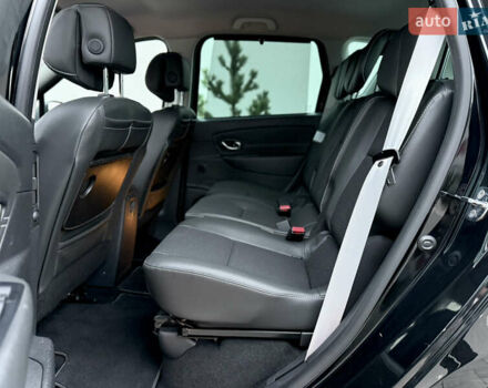 Черный Рено Сценик, объемом двигателя 1.6 л и пробегом 225 тыс. км за 9900 $, фото 70 на Automoto.ua