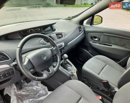 Черный Рено Сценик, объемом двигателя 1.6 л и пробегом 162 тыс. км за 8999 $, фото 66 на Automoto.ua