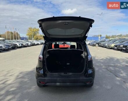 Черный Рено Сценик, объемом двигателя 1.5 л и пробегом 182 тыс. км за 8100 $, фото 4 на Automoto.ua