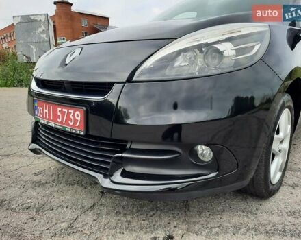 Черный Рено Сценик, объемом двигателя 1.6 л и пробегом 162 тыс. км за 8999 $, фото 29 на Automoto.ua