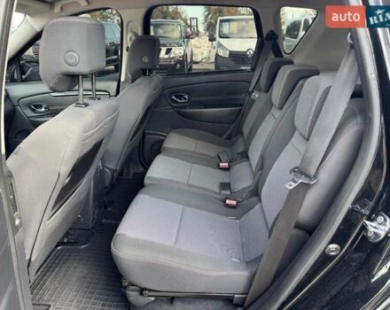 Черный Рено Сценик, объемом двигателя 1.5 л и пробегом 182 тыс. км за 8100 $, фото 9 на Automoto.ua