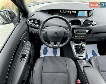 Черный Рено Сценик, объемом двигателя 1.6 л и пробегом 225 тыс. км за 9900 $, фото 57 на Automoto.ua