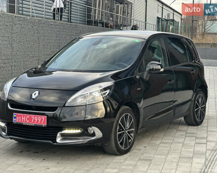 Черный Рено Сценик, объемом двигателя 1.6 л и пробегом 237 тыс. км за 9900 $, фото 1 на Automoto.ua