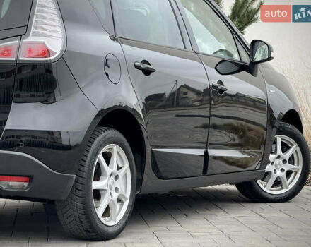 Черный Рено Сценик, объемом двигателя 1.6 л и пробегом 225 тыс. км за 9900 $, фото 19 на Automoto.ua