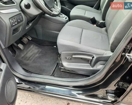 Черный Рено Сценик, объемом двигателя 1.6 л и пробегом 162 тыс. км за 8999 $, фото 44 на Automoto.ua