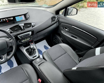 Черный Рено Сценик, объемом двигателя 1.6 л и пробегом 225 тыс. км за 9900 $, фото 59 на Automoto.ua